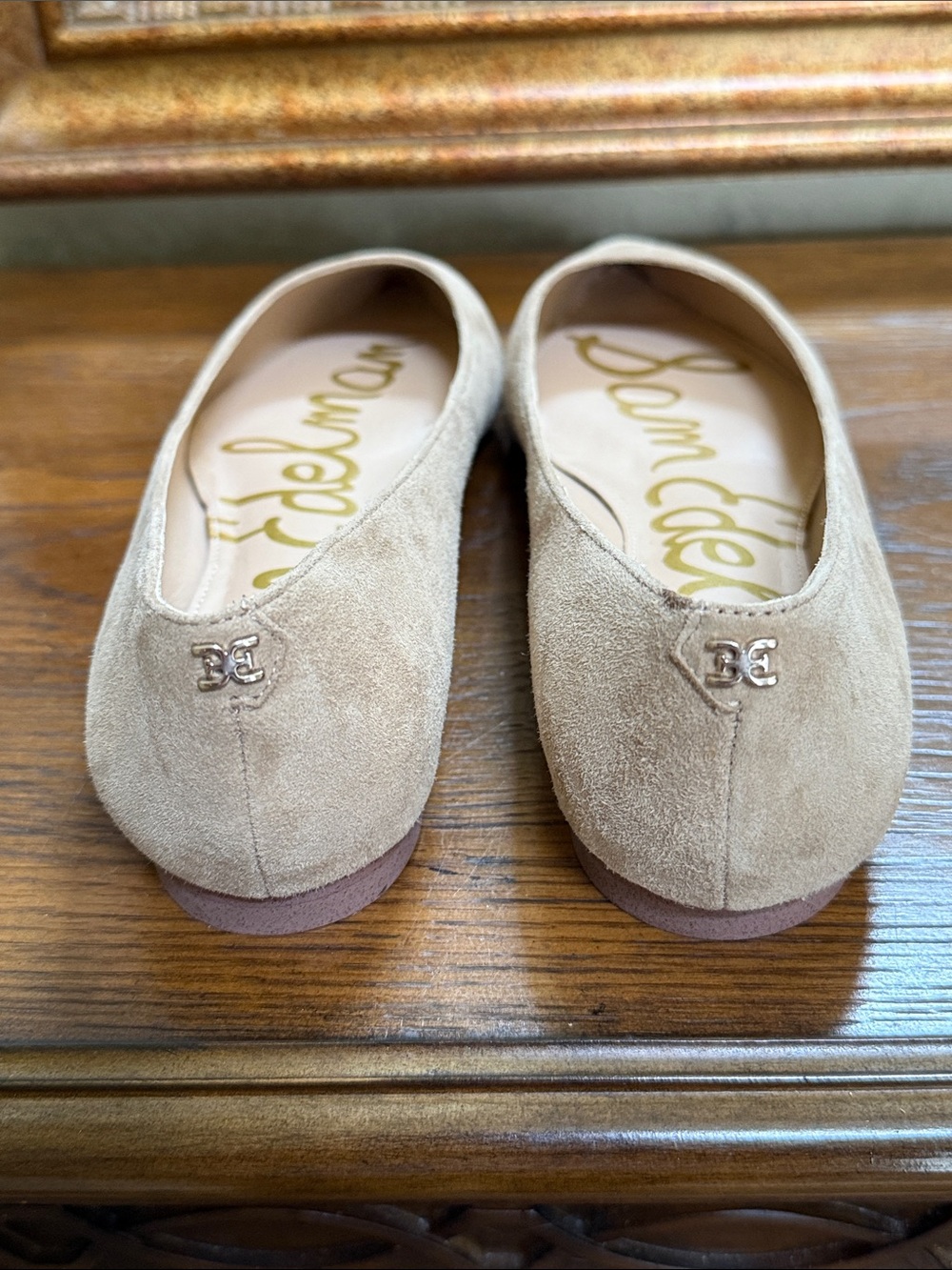 New without paper tag. Sam Edelman Sally Oatmeal Suede Pointed Toe Flats. 8 1/2. - Picture 5 of 11